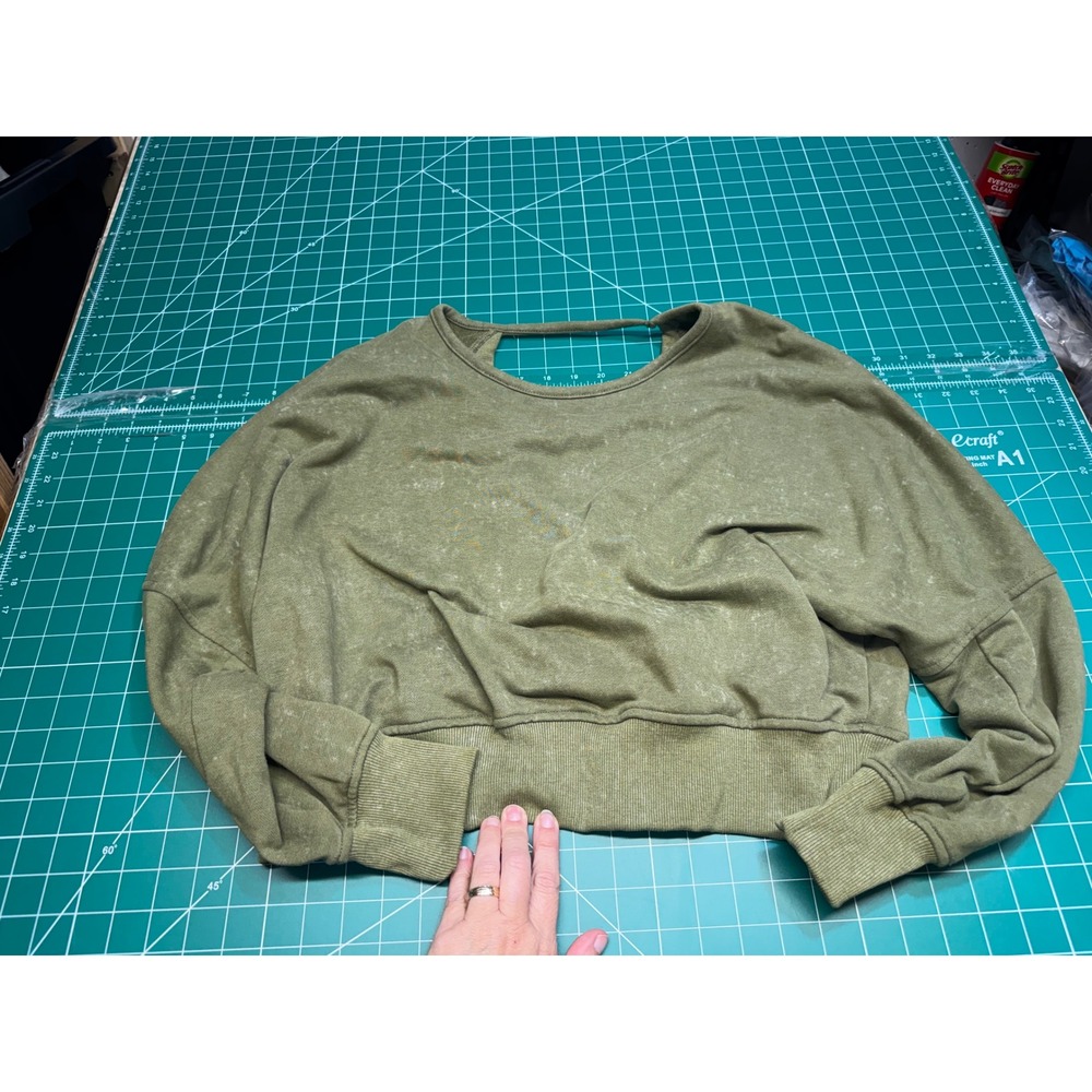Olive Green Mineral Wash Open Back Cropped Sweatshirt Long Sleeve Boxy Pullover